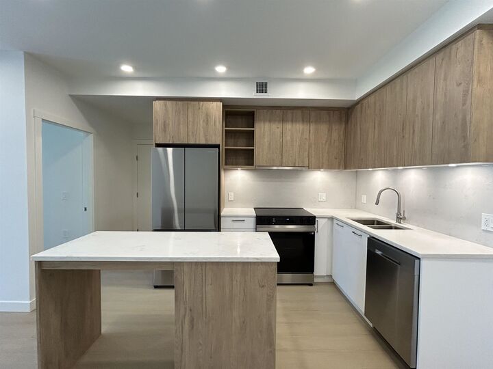 Property Photo:  82 First Street 311  BC V3L 0L8 