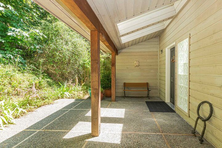 351 Elizabeth Drive — photo 1