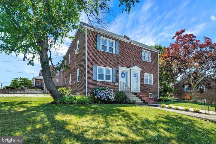 Property Photo:  1100 Clayton Road  DE 19805 
