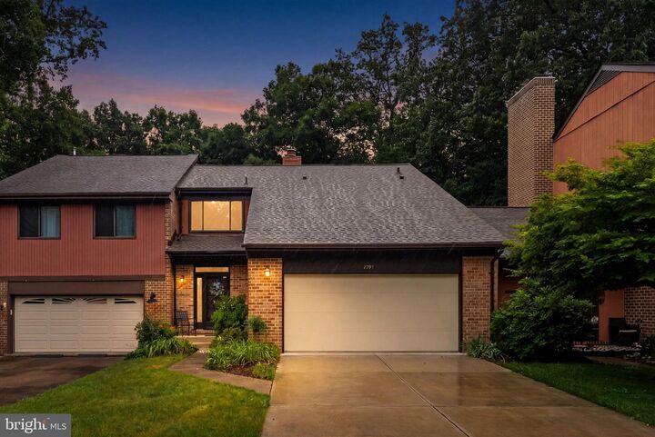 Property Photo:  2597 Tree House Drive  VA 22192 
