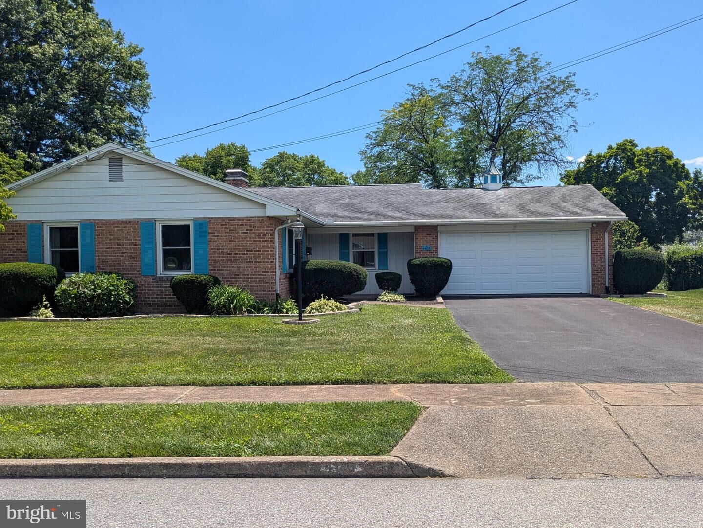 Property Photo:  4406 Royal Oak Road  PA 17011 