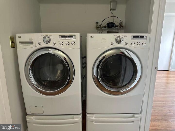 Property Photo:  156 Nathan Drive 156  NJ 08902 