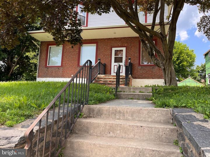 Property Photo:  108 E Township Line Road  PA 19083 