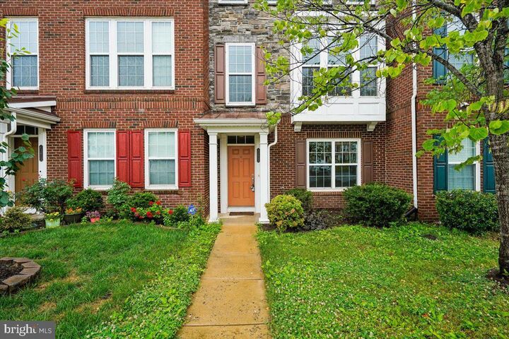 Property Photo:  43611 Sonora Seed Terrace  VA 20152 