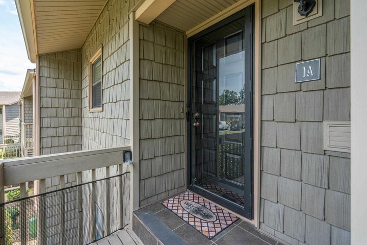Property Photo:  250 Grand Isle Dr  AR 71913 