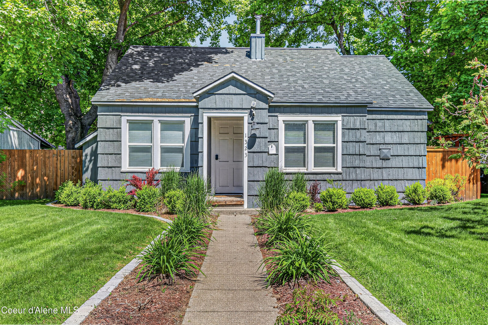 Property Photo:  1323 E Birch Ave  ID 83814 