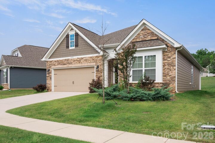 Property Photo:  4229 Millstream Road  NC 28037 