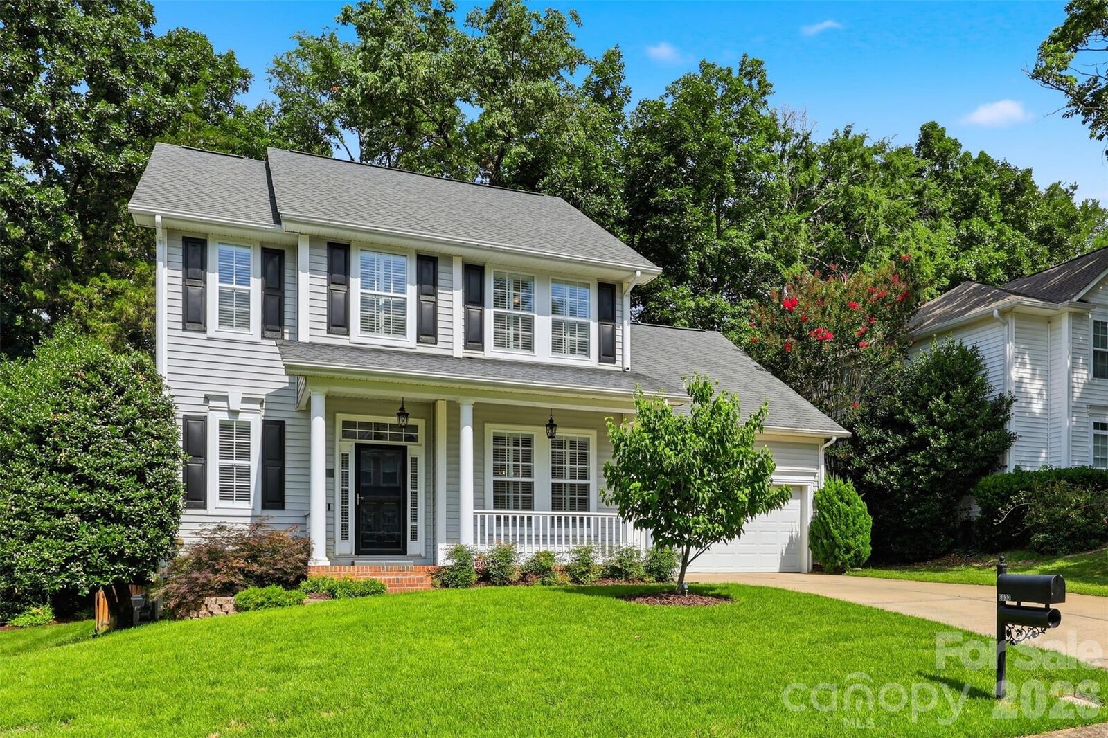Property Photo:  6832 Charter Hills Road  NC 28277 