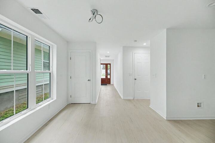 Property Photo:  2709 Henry Street  SC 29405 