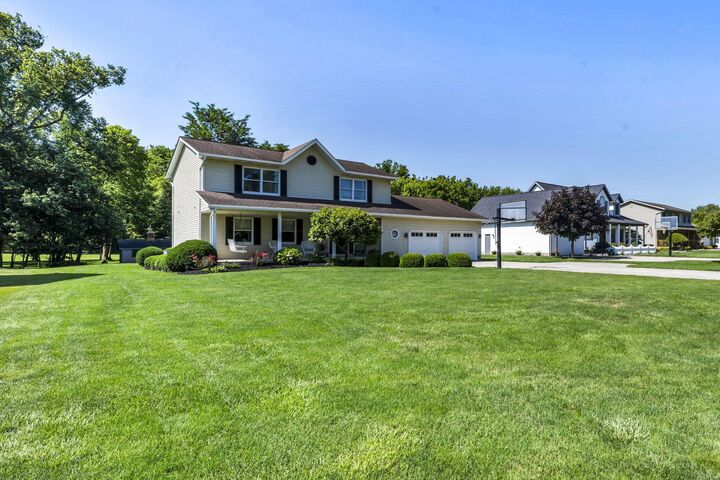 Property Photo:  105 Opal Lane  OH 43342 