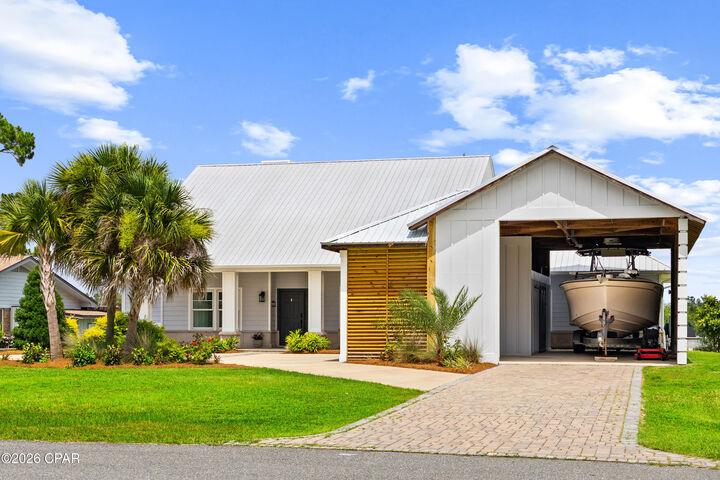Property Photo:  1023 N Bay Drive  FL 32444 
