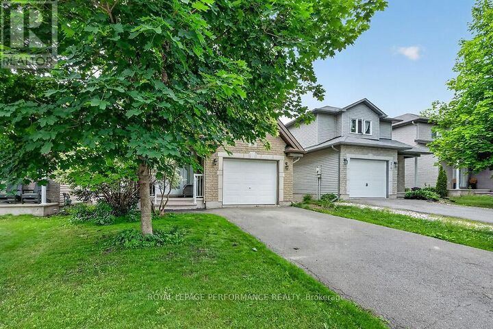 Property Photo:  266 Mica Crescent  ON K4K 0E2 