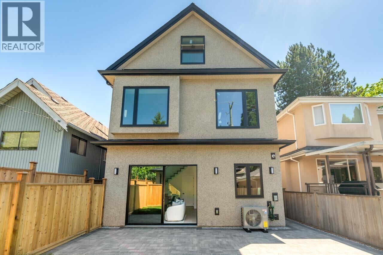 Property Photo:  3771 West King Edward Avenue 2  BC V6S 1M8 