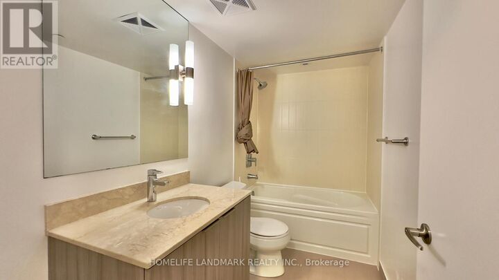 Property Photo:  955 Bay Street 621  ON M5S 2A2 