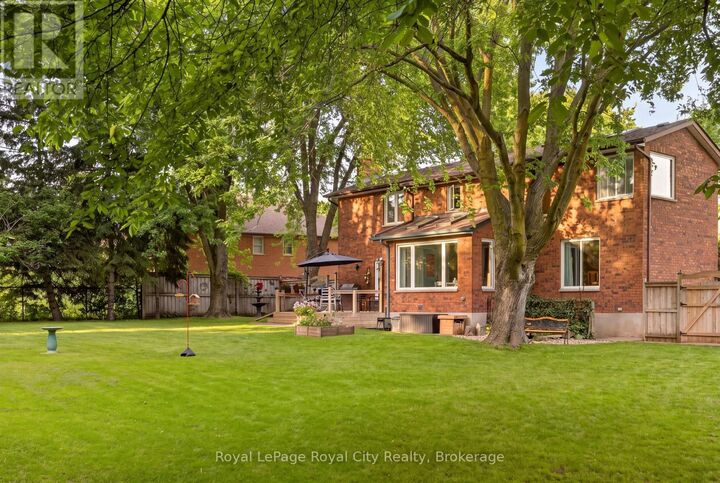 Property Photo: 9 Darren Place ON N1E 0P1