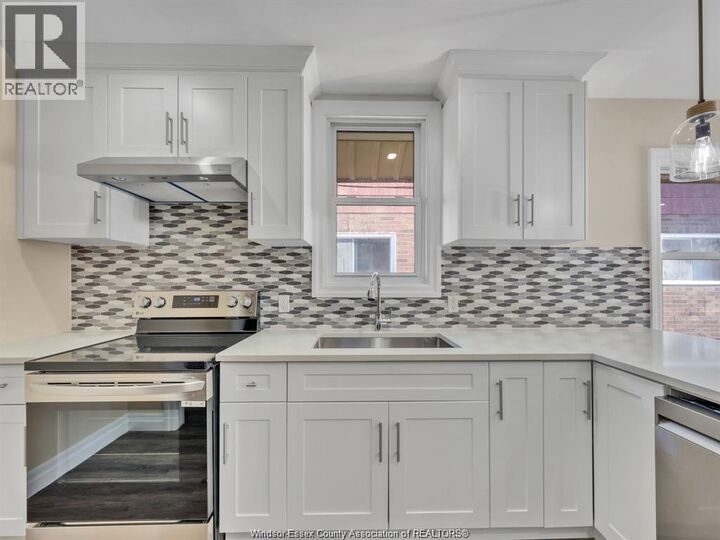 Property Photo:  1568 York Street  ON N8X 1W4 