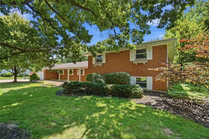 Property Photo:  686 Evans Lane  OH 45459 