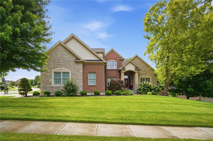 Property Photo:  295 N Hills Boulevard  OH 45066 