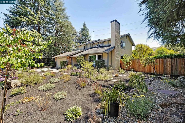 Property Photo:  857 Orange Blossom Way  CA 94526 