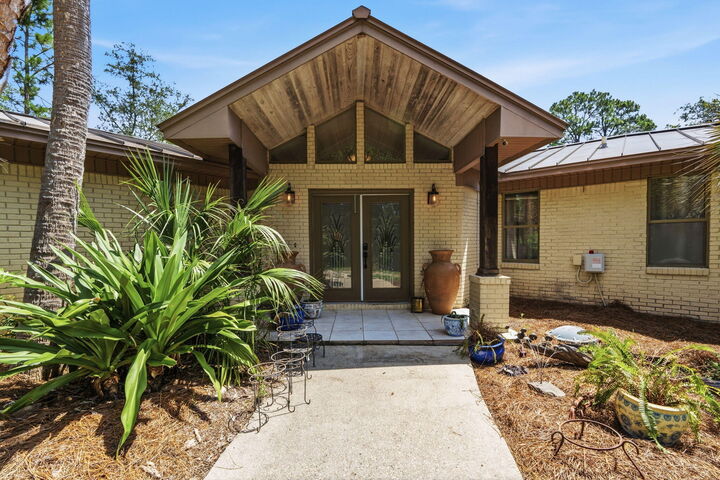 Property Photo:  221 Paradise Point Lane  FL 32459 