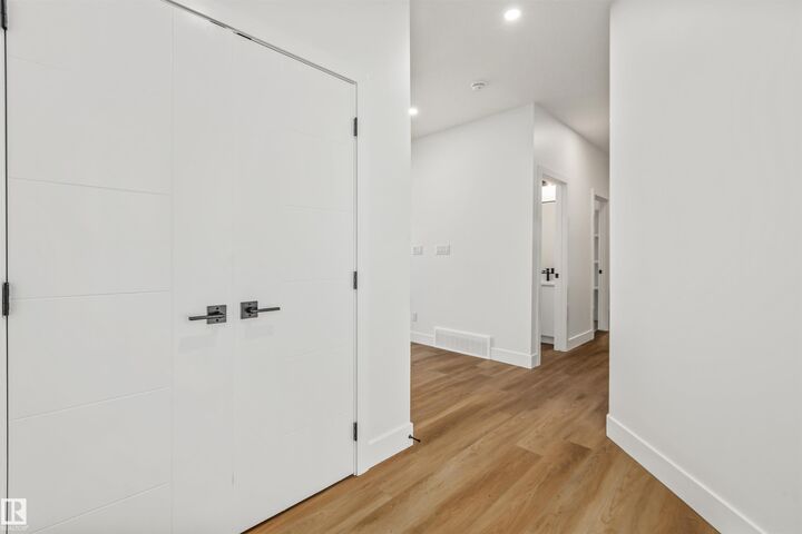 Property Photo: 178 Elliott Wynd AB T8L 1V1