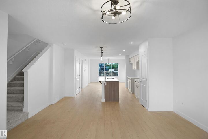 Property Photo:  22513 83A Avenue NW  AB T5T 4N5 