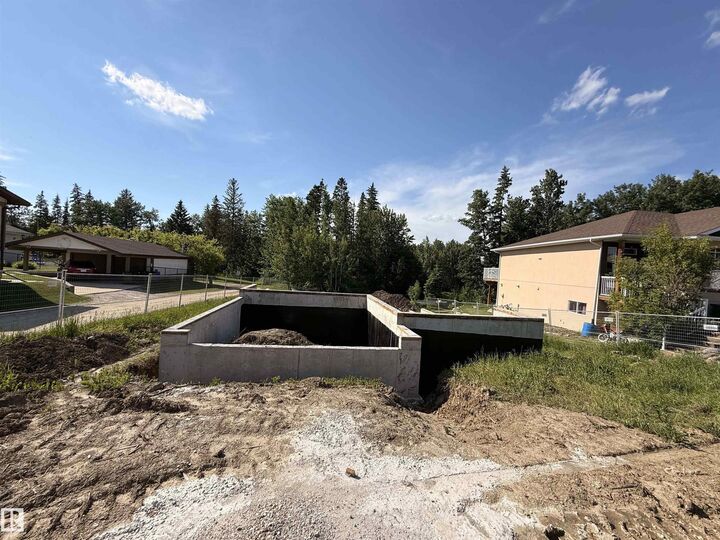 Property Photo:  4418 48th Street  AB T0E 1V0 