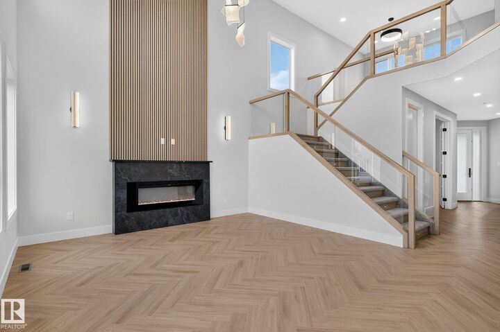 Property Photo:  11 Hillwood Terrace  AB T7X 0X4 