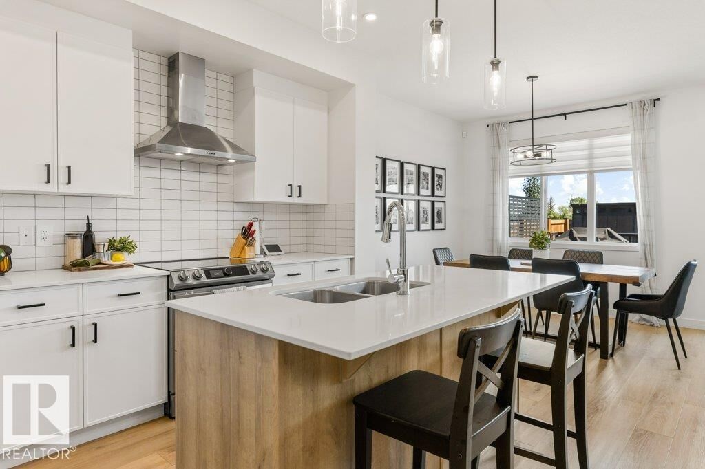 Property Photo:  25 Nettle Crescent  AB T8N 7Z8 