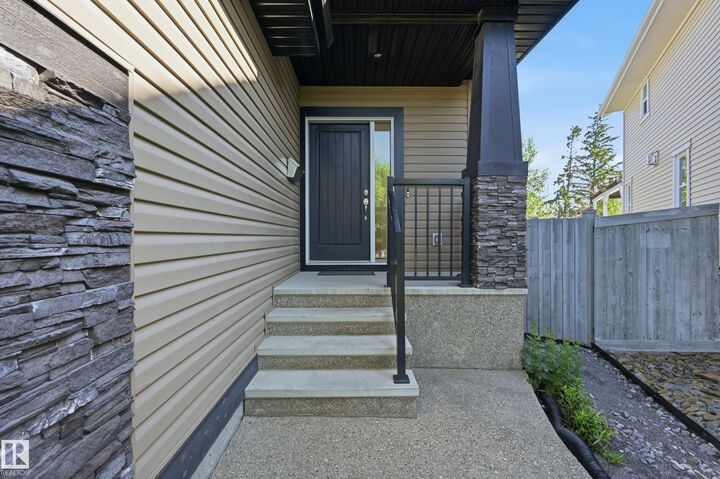 Property Photo:  629 Ortona Way NW  AB T5E 6S9 