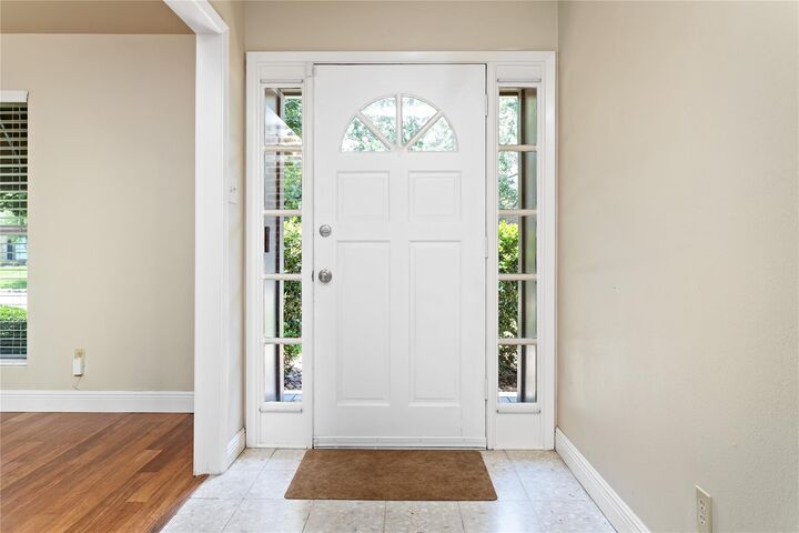 Property Photo:  387 Georgetown Street 20  TX 77707 