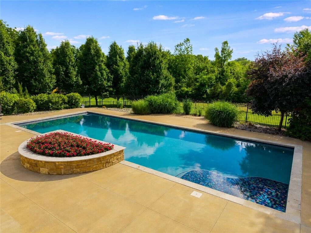 Property Photo:  8030 N Caldwell Avenue  MO 64152 