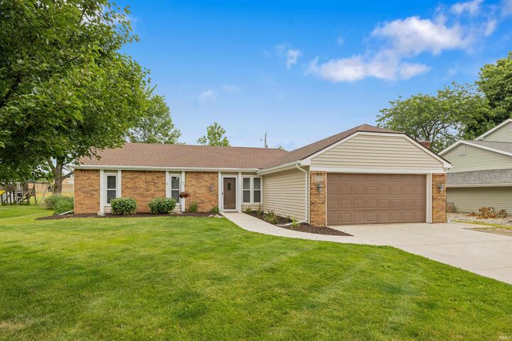 Property Photo:  7211 Chivington Drive  IN 46815-7726 