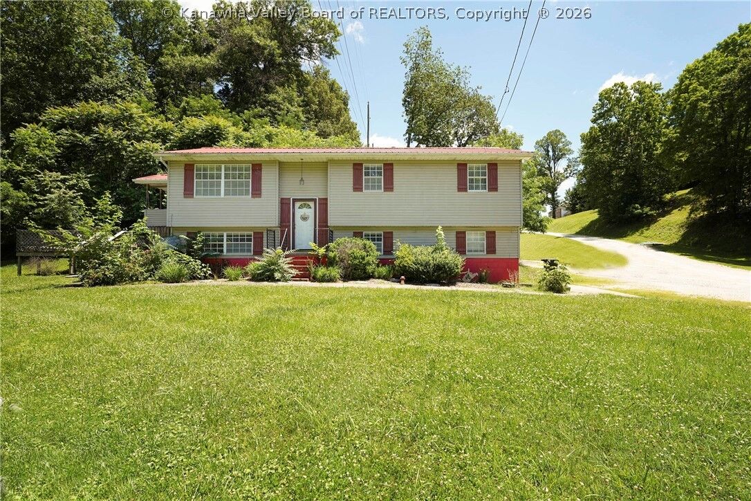 Property Photo:  13 Outlook Point Drive  WV 25541 