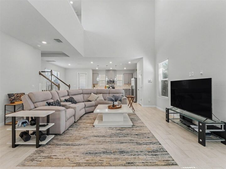 Property Photo:  