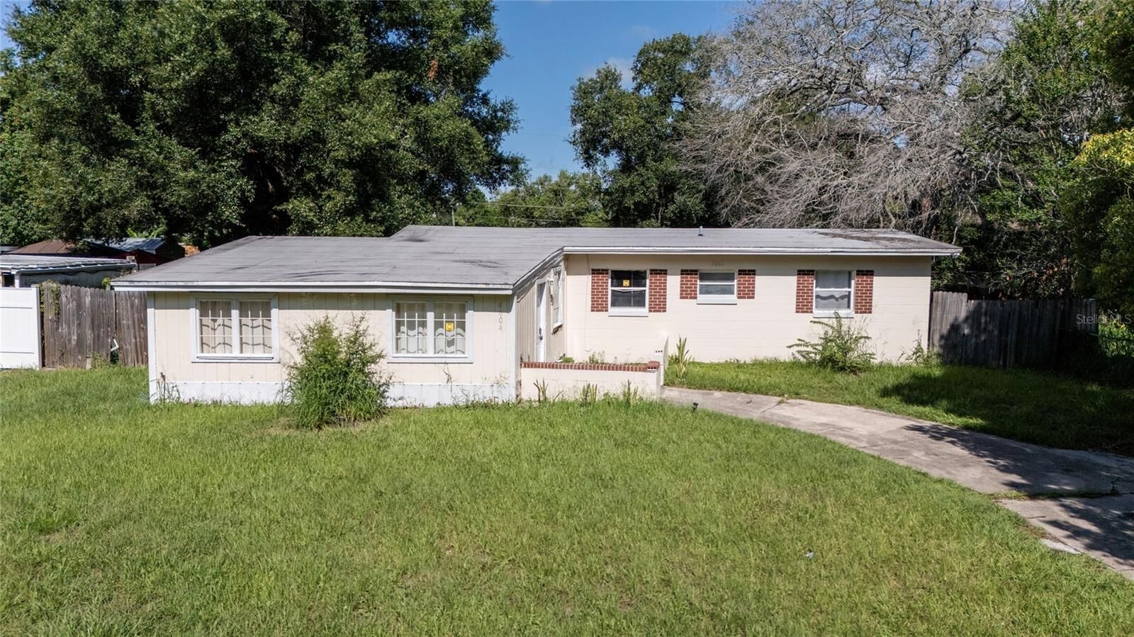 Property Photo:  4604 Robbins Avenue  FL 32808 