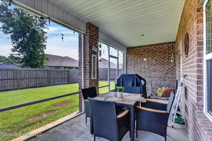 Property Photo:  81 Saltmeadow Circle  MS 39564 