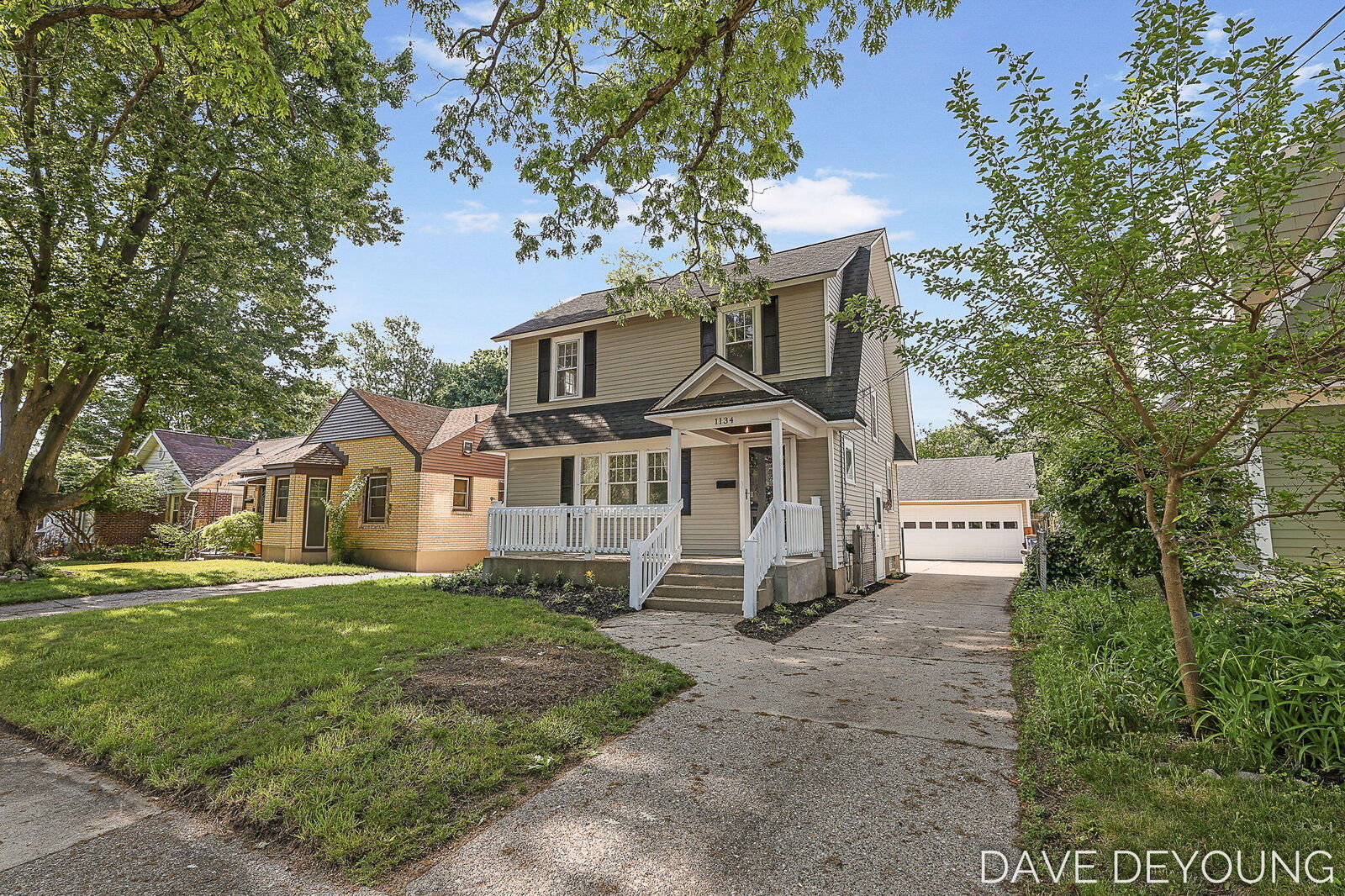 Property Photo:  1134 Hoyt Street SE  MI 49507 