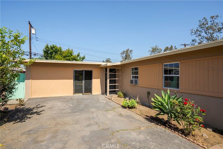 Property Photo: 5937 N Orangecrest CA 91702