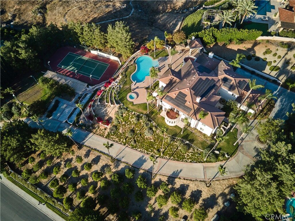 Property Photo:  2019 Polo Court  CA 92506 