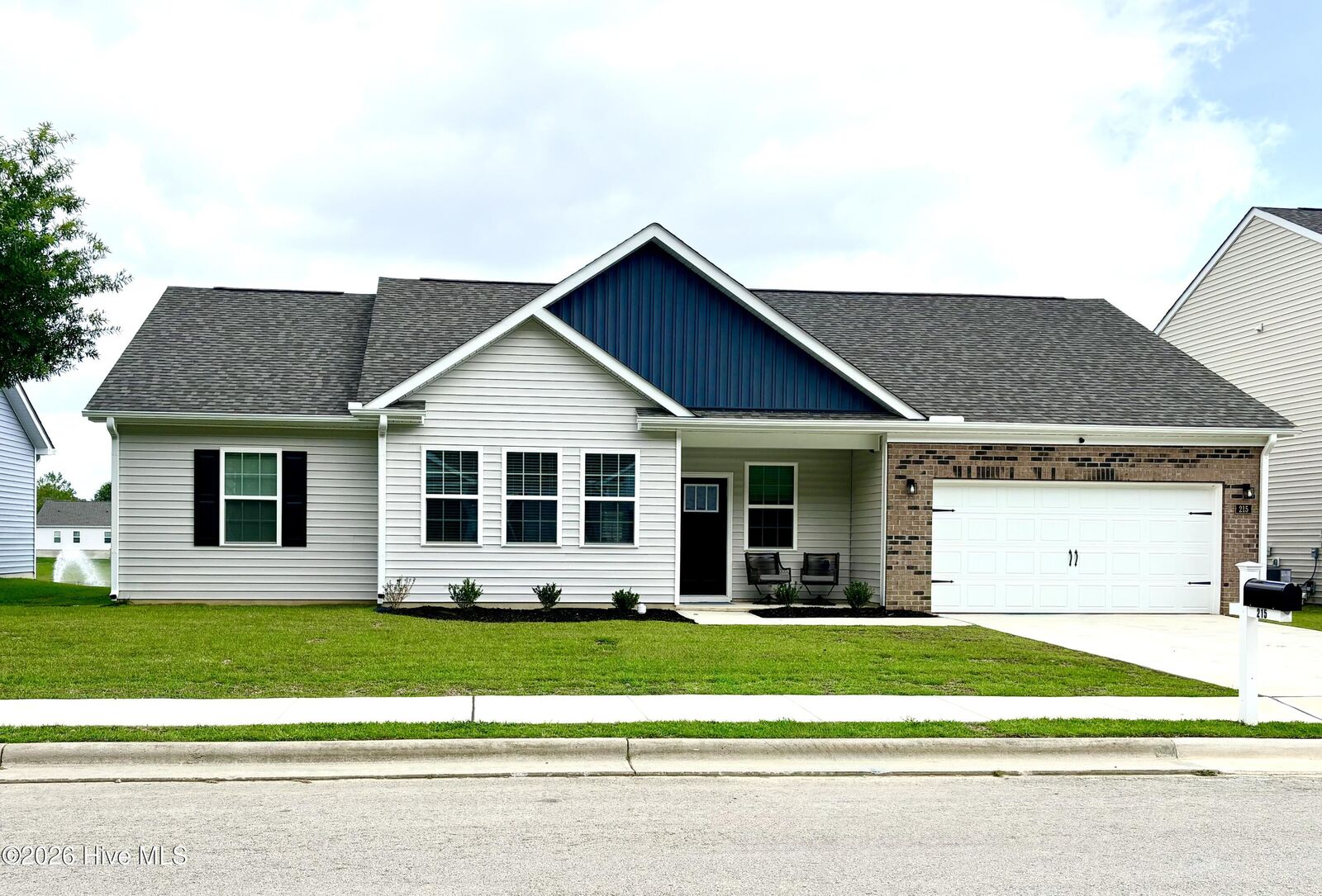 Property Photo:  215 Lake Tyler Drive  NC 28560 
