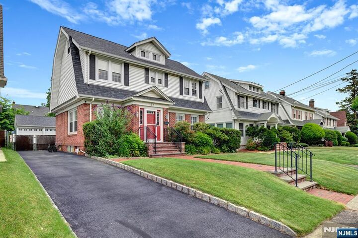 Property Photo:  98 Maple Street  NJ 07070 