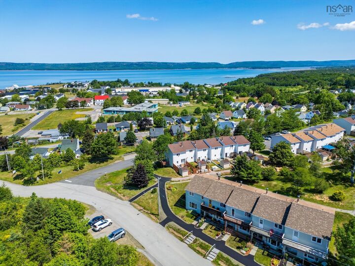 Property Photo: 517 Harbour View Crescent NS B0S 1H0