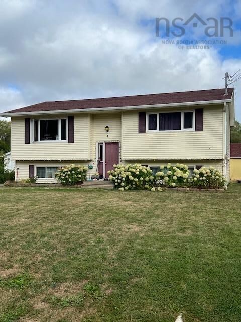 Property Photo:  4 Brook Court  NS B2S 1J8 