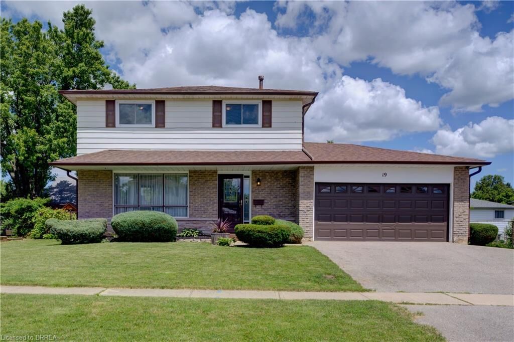 Property Photo:  19 Owen Avenue  ON N3L 3N7 
