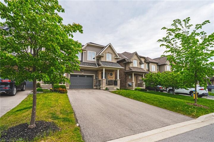 Property Photo: 80 Dennis Drive ON L0R 2A0