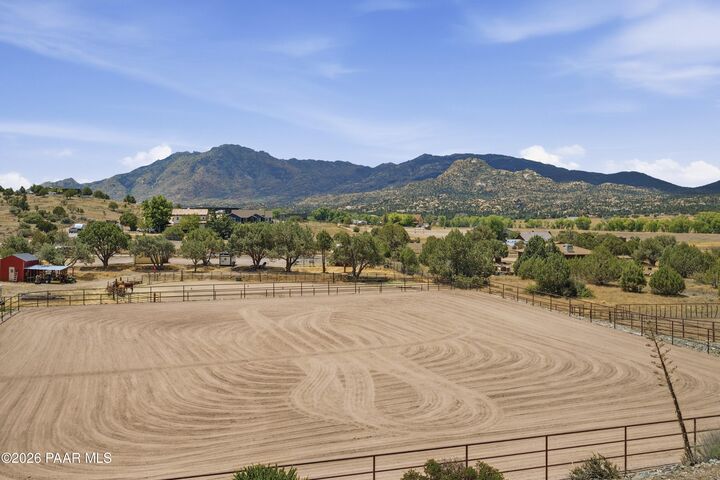 Property Photo:  11070 N Deer Hill Lane  AZ 86305 