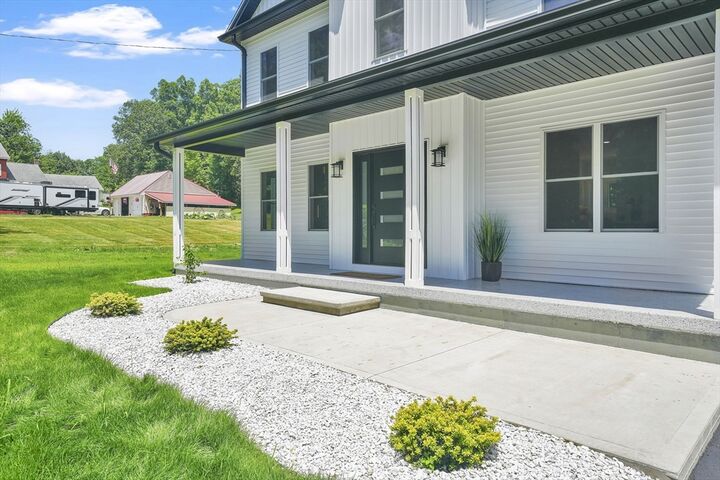Property Photo:  139 Middle Rd  MA 01073 