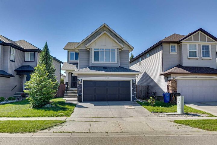 Property Photo:  768 New Brighton Drive SE  AB T2Z 0Z8 
