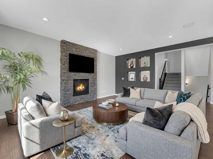 Property Photo:  25 Lazaro Close  AB T4R 0R6 